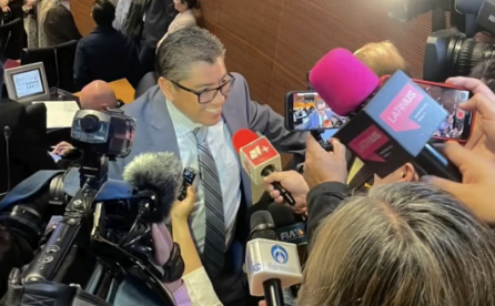 Saúl Monreal en el Senado.