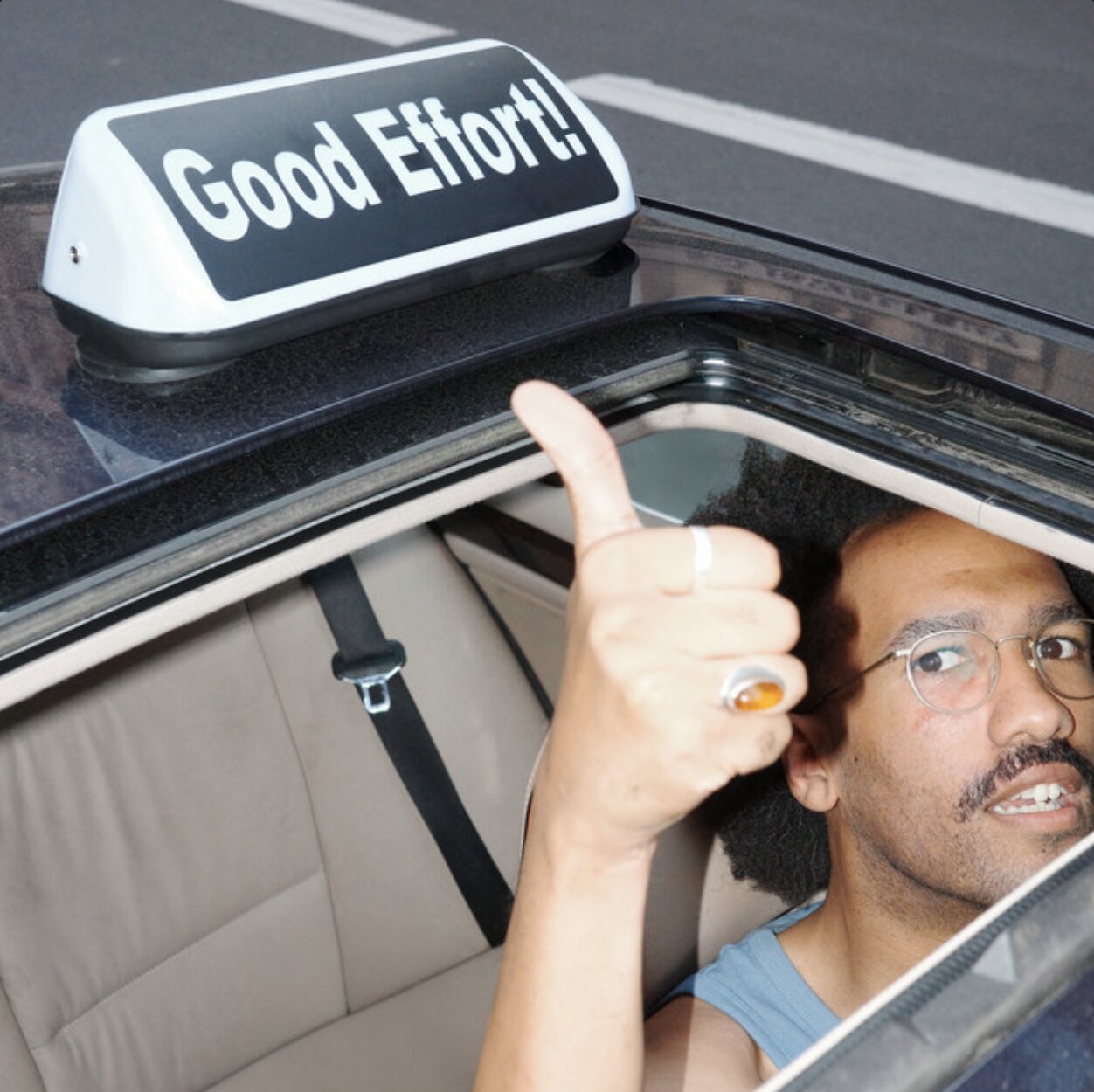 Portada del disco Good Effort! de Youniss.